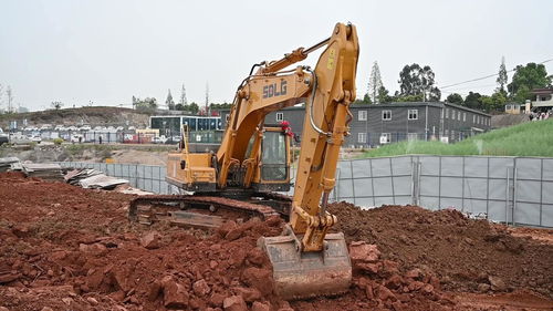 成都鉤機挖機平地機租賃 昊遠機械設(shè)備在成都工地施工